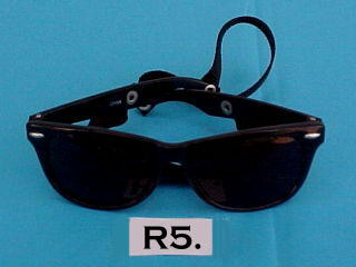 black nomad sunglasses